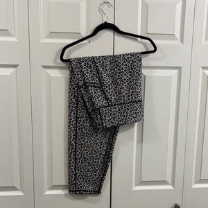 Gray Leopard Print Leggings